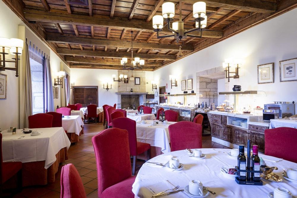 Parador De Monforte De Lemos Buitenkant foto