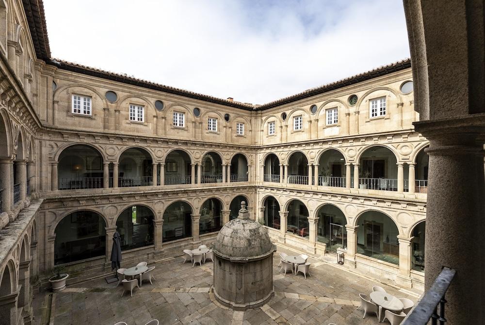 Parador De Monforte De Lemos Buitenkant foto